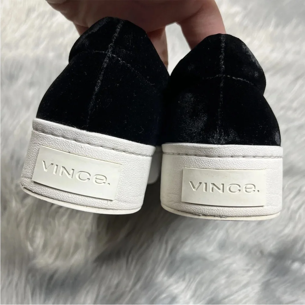 Vince Warren Black Velvet Platform Slip On Sneakers Size 7 M